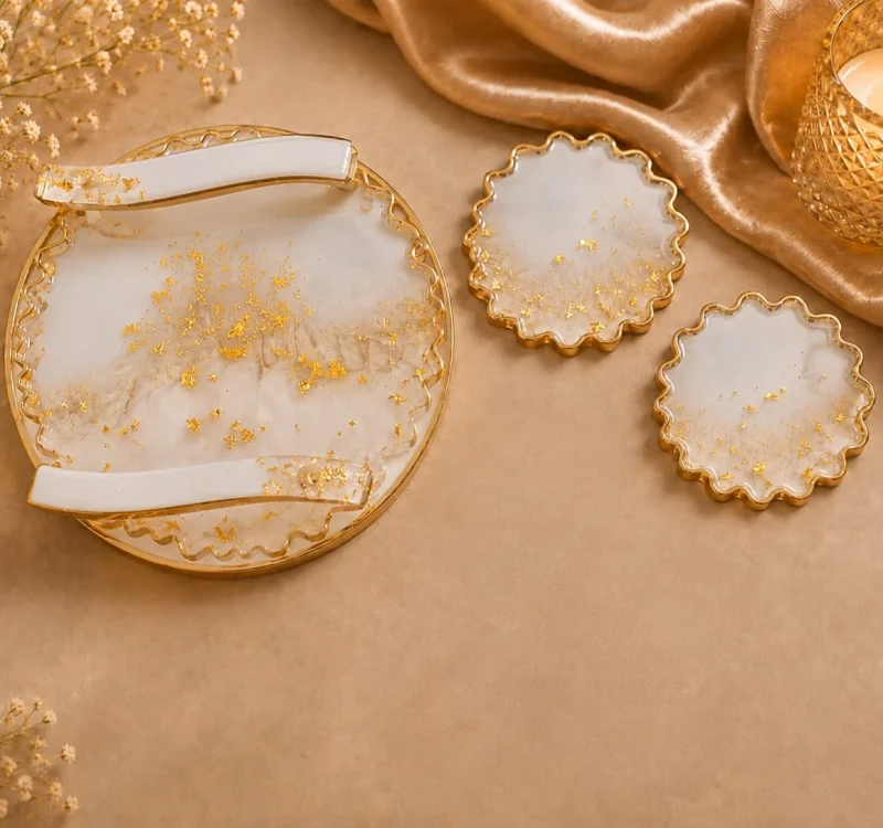 resin-handmade-tray-and-coasters_b3bea757